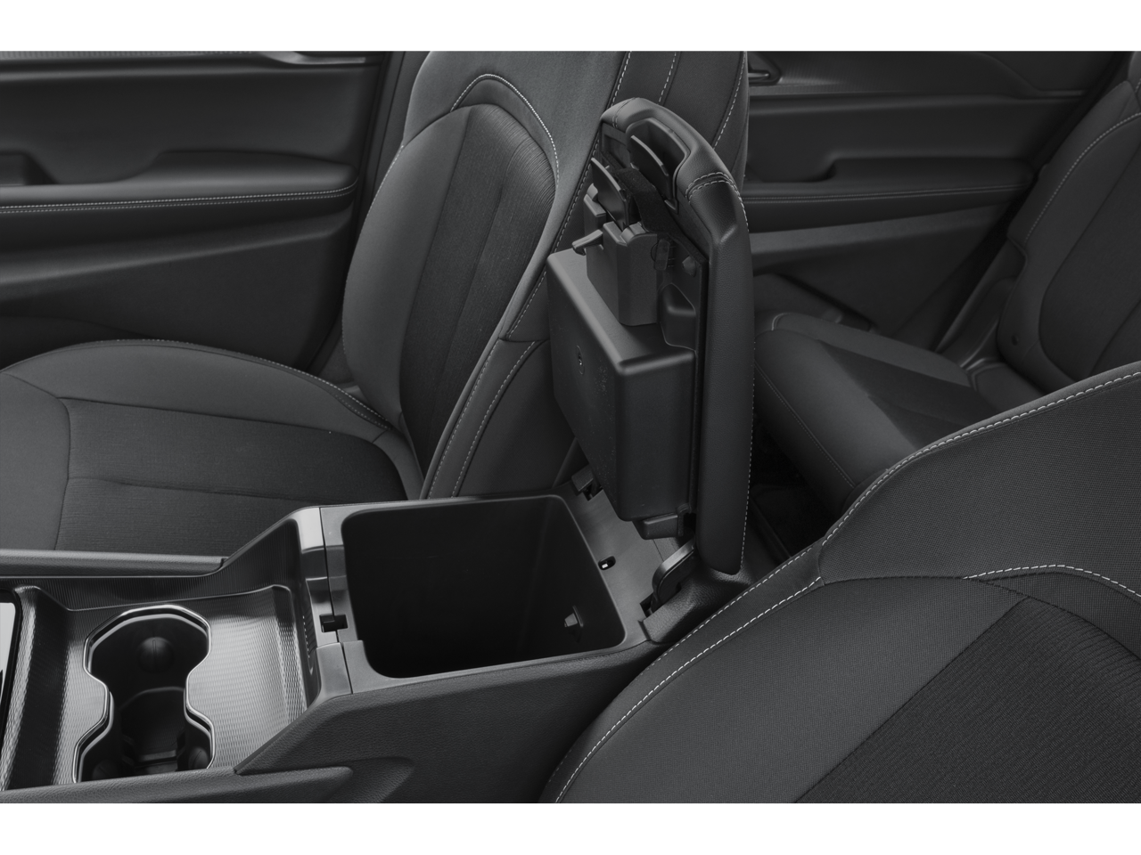2026 Jeep Grand Cherokee L GRAND CHEROKEE L LAREDO X 4X2