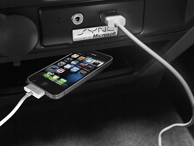 2013 Ford F-150 4WD SuperCrew 145 Lariat