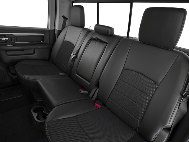 2014 RAM 1500 2WD Crew Cab 140.5 Sport
