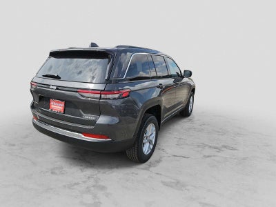2026 Jeep Grand Cherokee Laredo