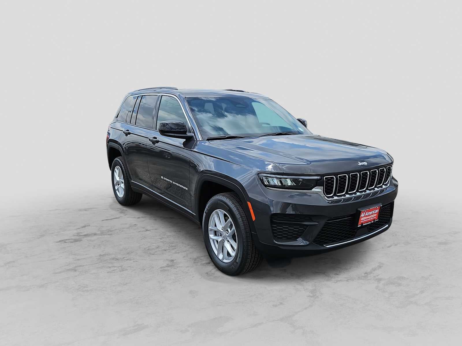 2026 Jeep Grand Cherokee Laredo X