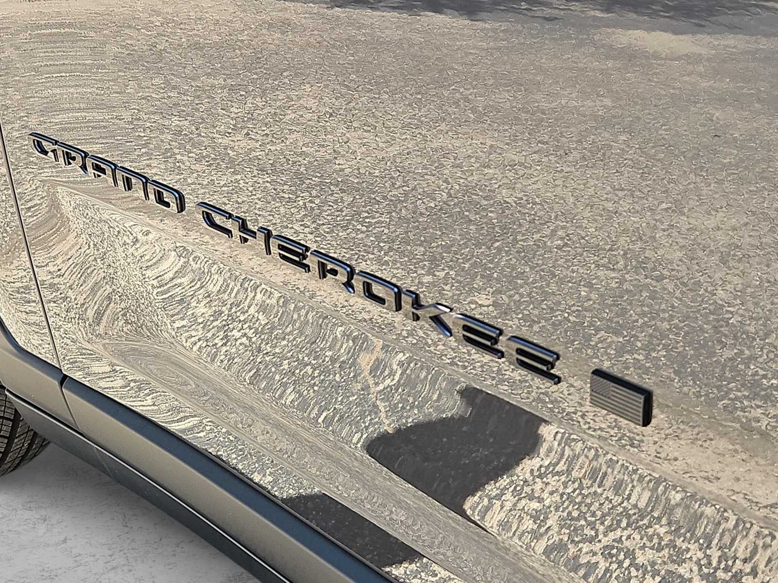 2026 Jeep Grand Cherokee Laredo Altitude