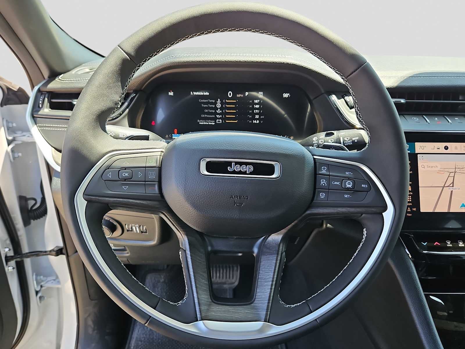 2026 Jeep Grand Cherokee Laredo Altitude