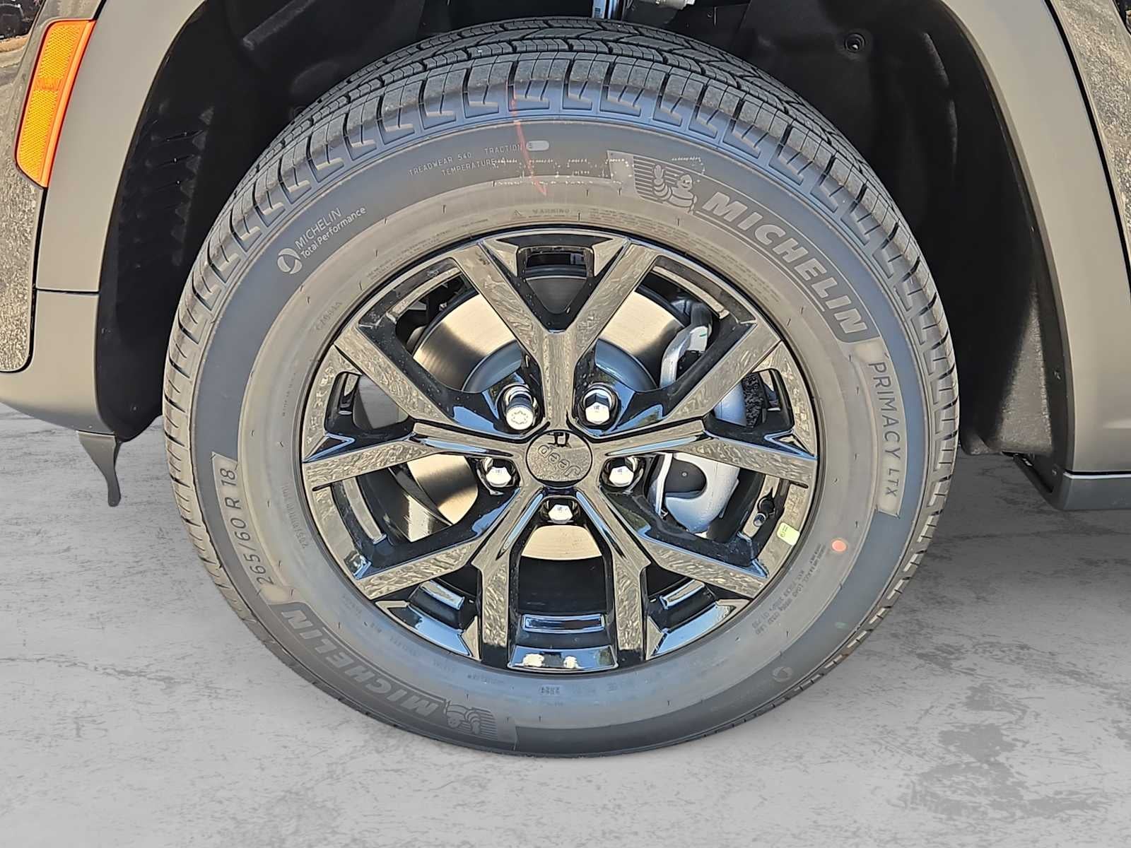 2026 Jeep Grand Cherokee Laredo Altitude