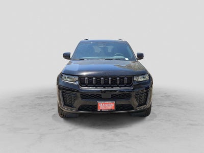 2026 Jeep Grand Cherokee Laredo Altitude