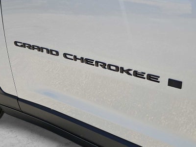 2026 Jeep Grand Cherokee Laredo Altitude
