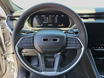 2026 Jeep Grand Cherokee Laredo Altitude