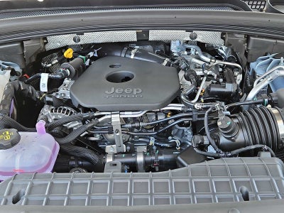 2026 Jeep Grand Cherokee L Laredo Altitude