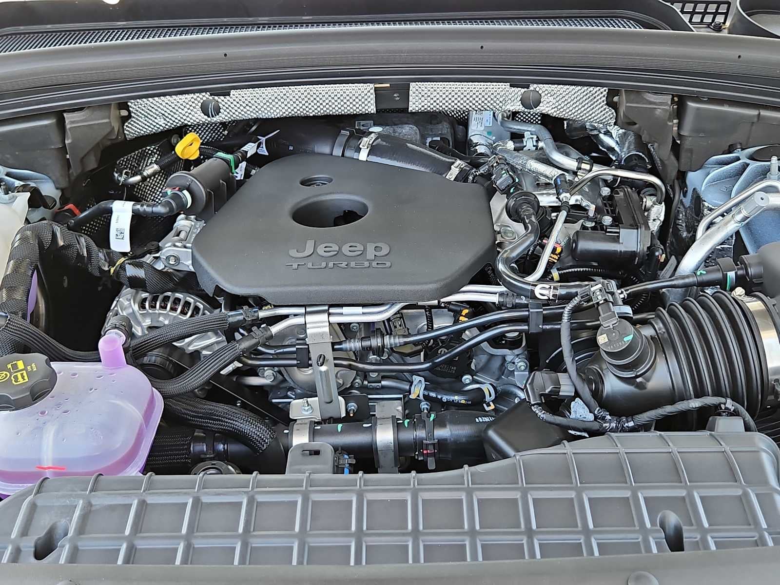 2026 Jeep Grand Cherokee L Laredo Altitude