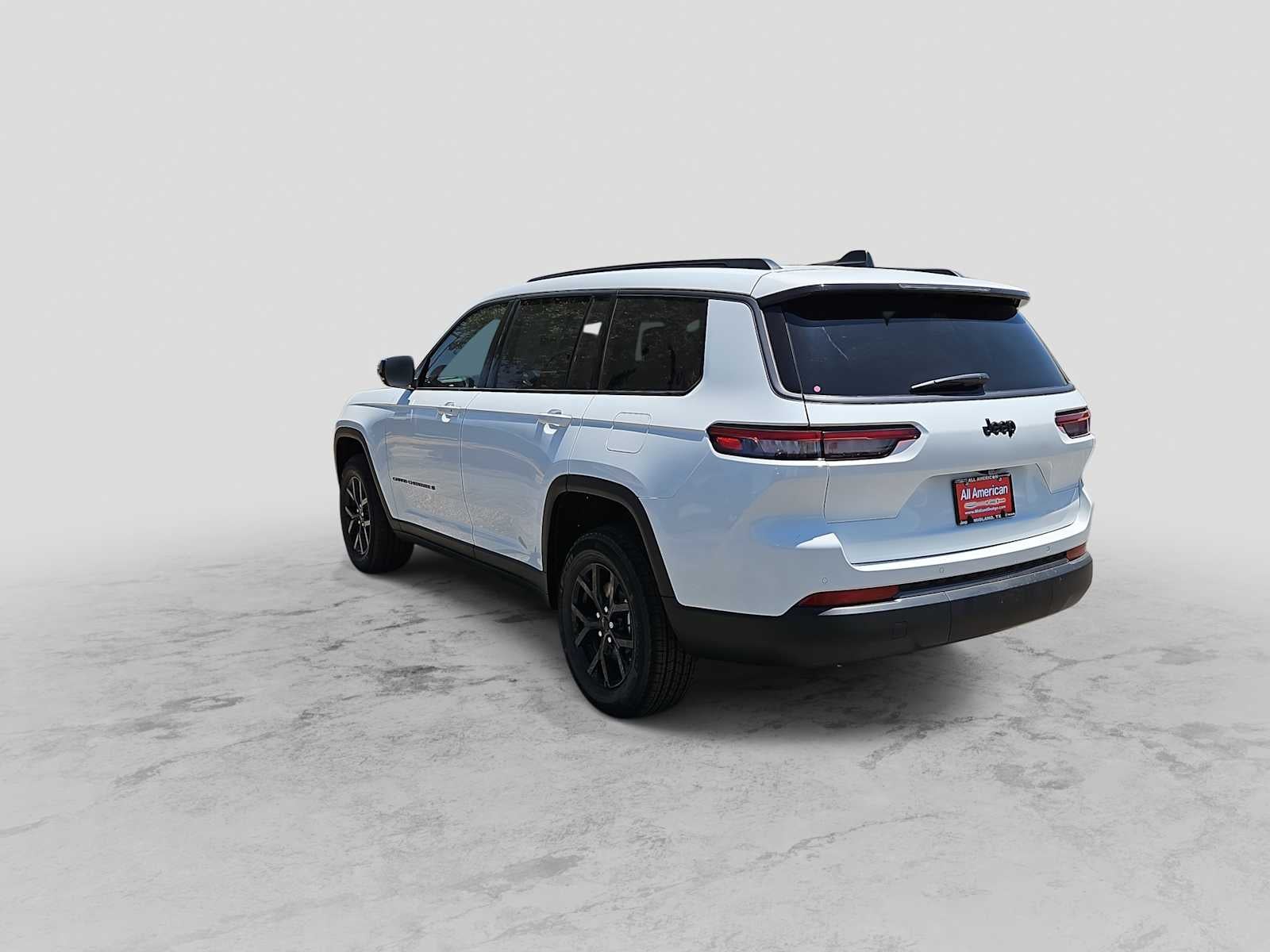 2026 Jeep Grand Cherokee L Laredo Altitude