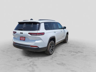 2026 Jeep Grand Cherokee L Laredo Altitude