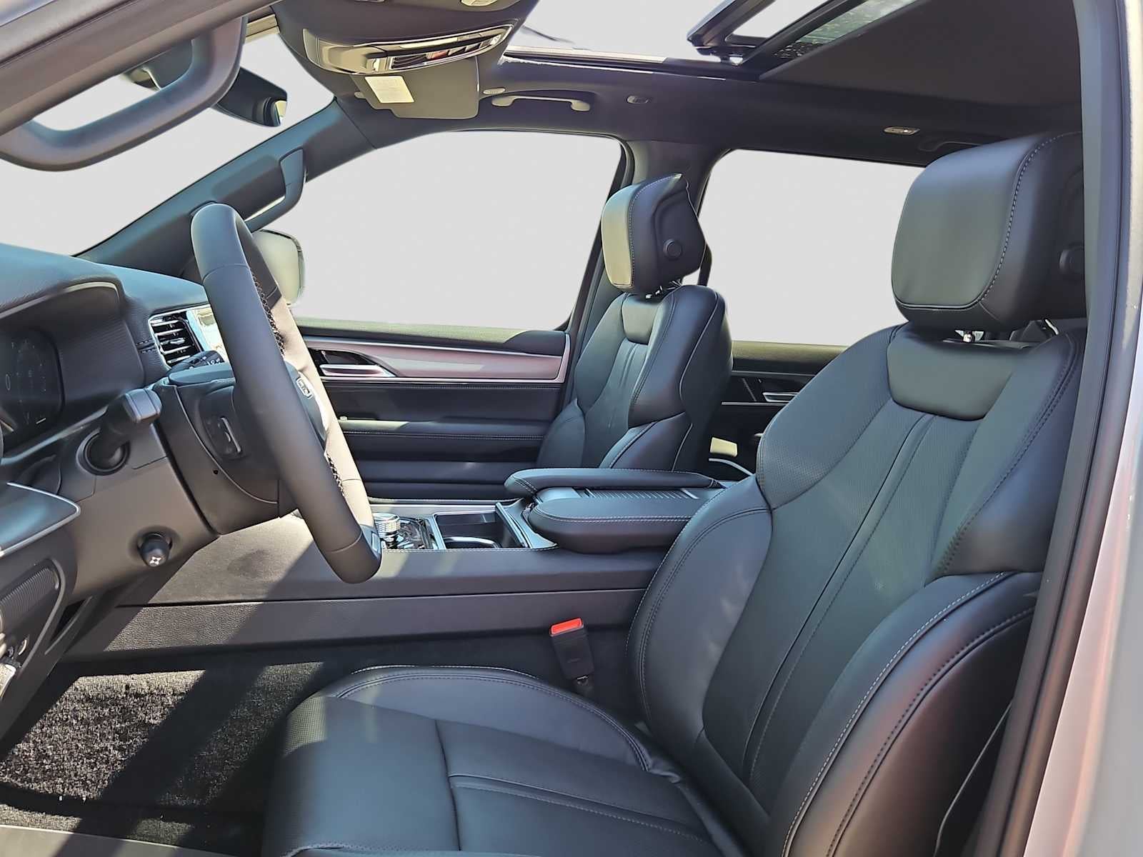 2026 Jeep Grand Wagoneer Upland