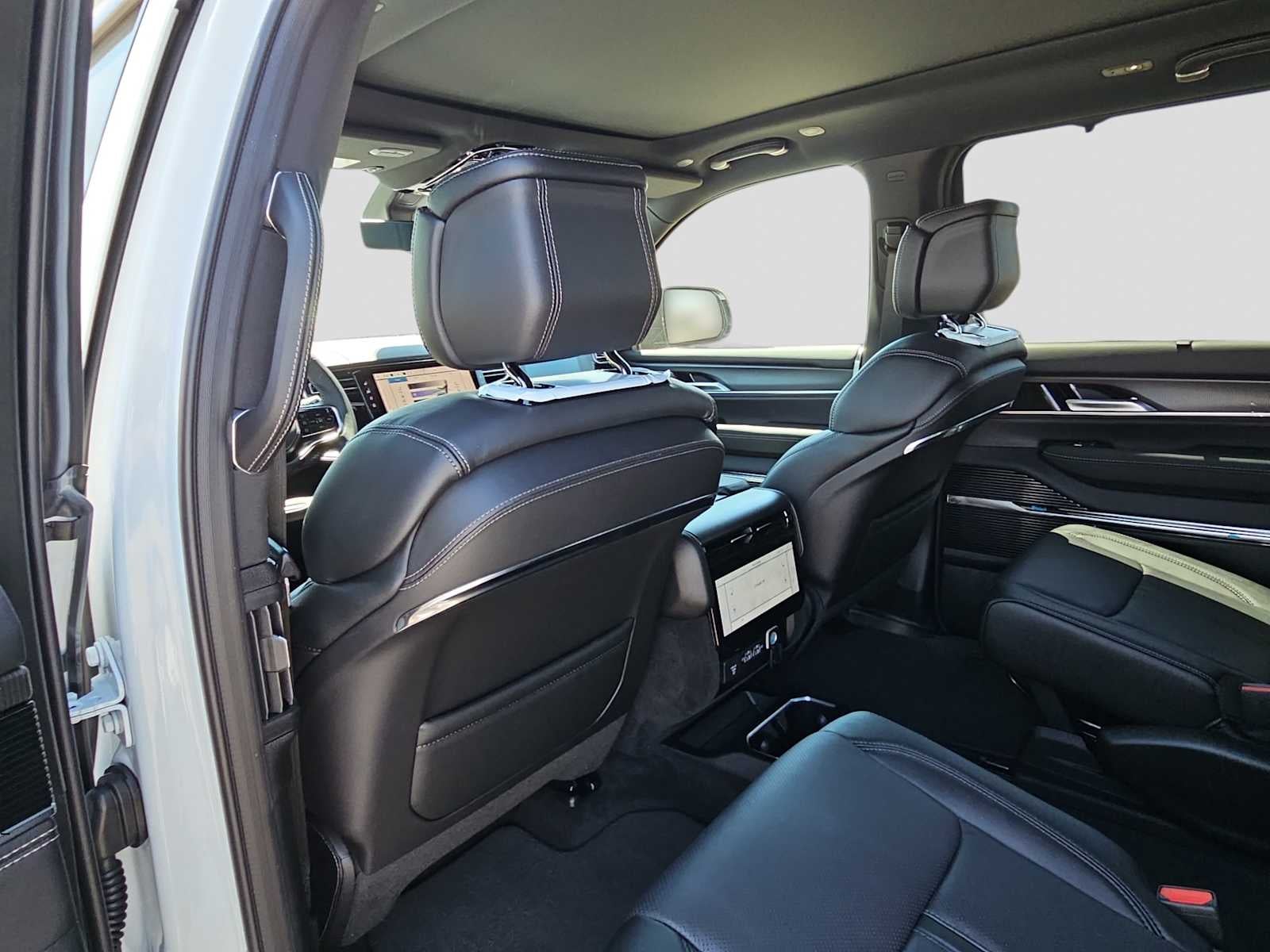 2026 Jeep Grand Wagoneer Summit Obsidian
