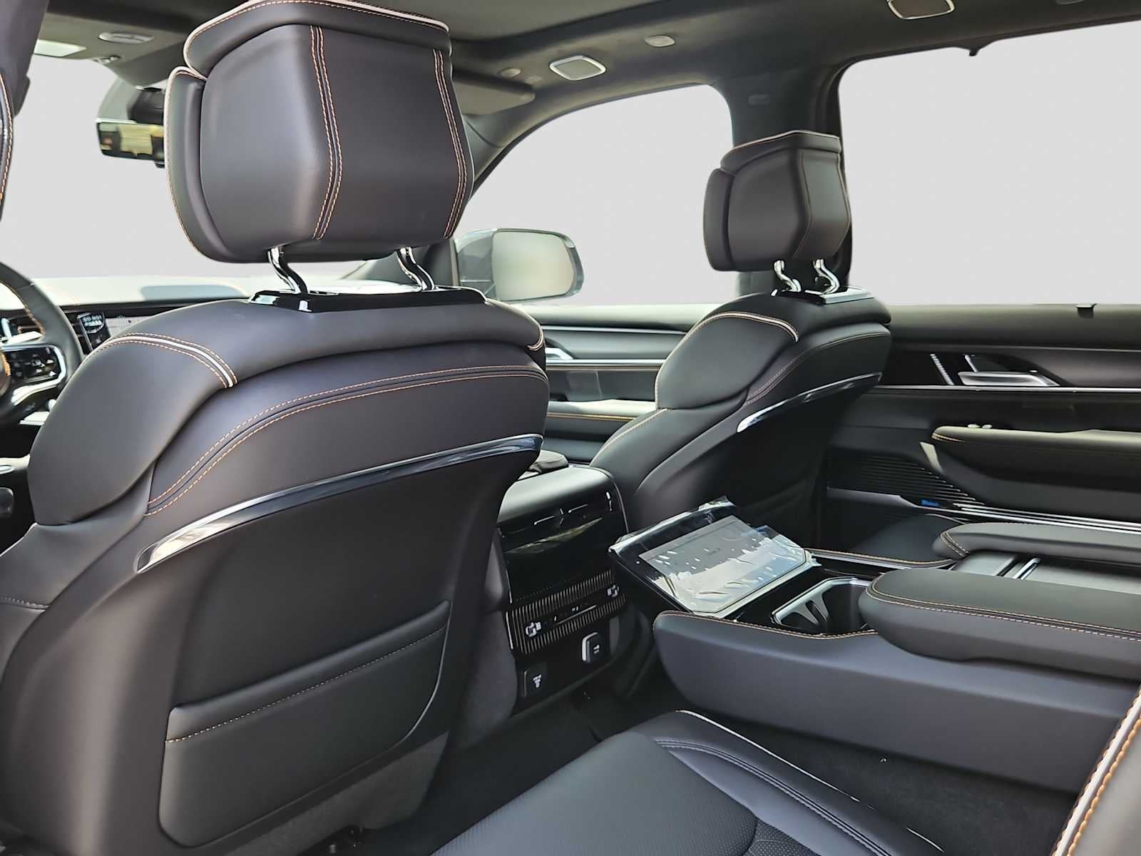 2026 Jeep Grand Wagoneer Summit Reserve