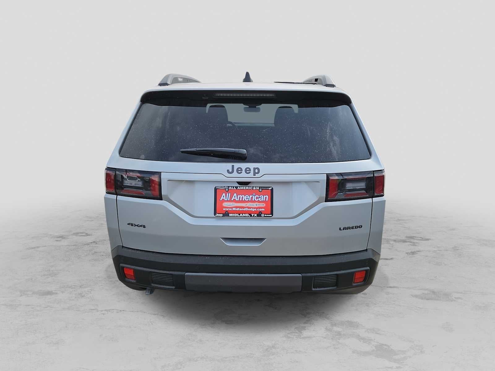2026 Jeep Cherokee Laredo