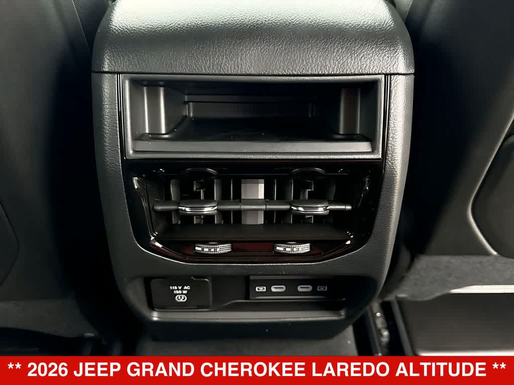 2026 Jeep Grand Cherokee Laredo Altitude