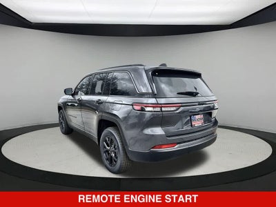 2026 Jeep Grand Cherokee Laredo Altitude