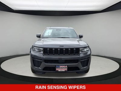 2026 Jeep Grand Cherokee Laredo Altitude