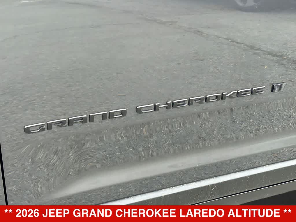 2026 Jeep Grand Cherokee Laredo Altitude