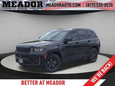 2026 Jeep Grand Cherokee Laredo Altitude