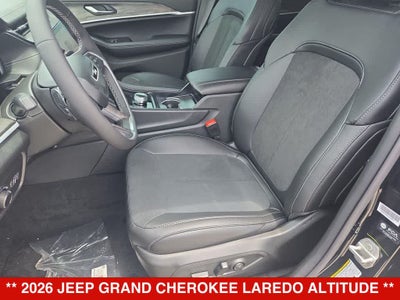 2026 Jeep Grand Cherokee Laredo Altitude