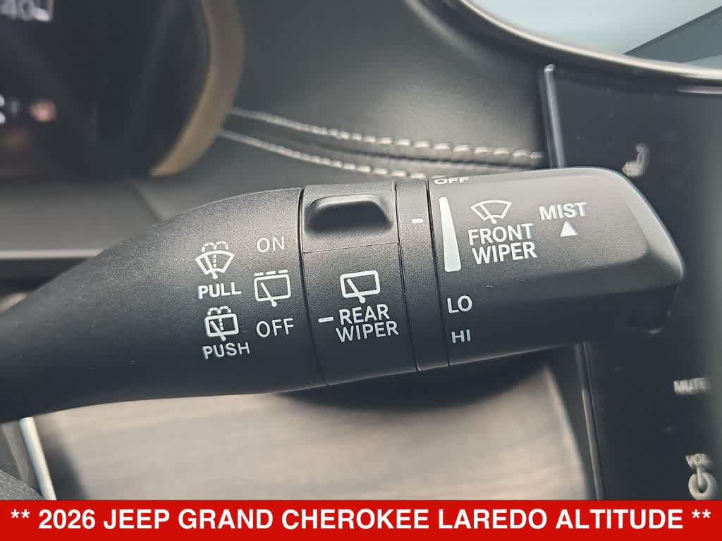 2026 Jeep Grand Cherokee Laredo Altitude