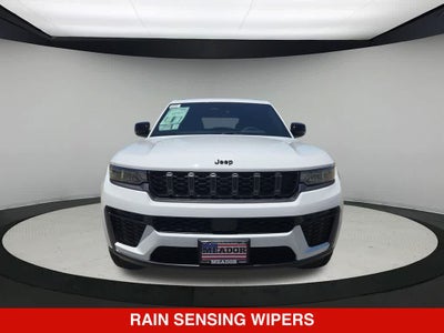 2026 Jeep Grand Cherokee Laredo Altitude