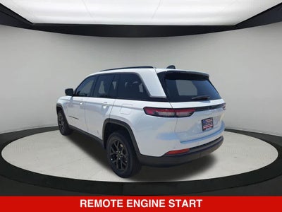 2026 Jeep Grand Cherokee Laredo Altitude