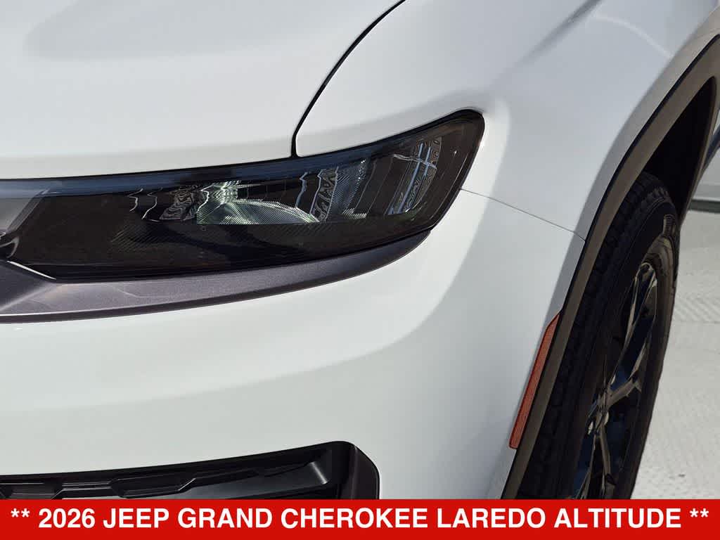 2026 Jeep Grand Cherokee Laredo Altitude