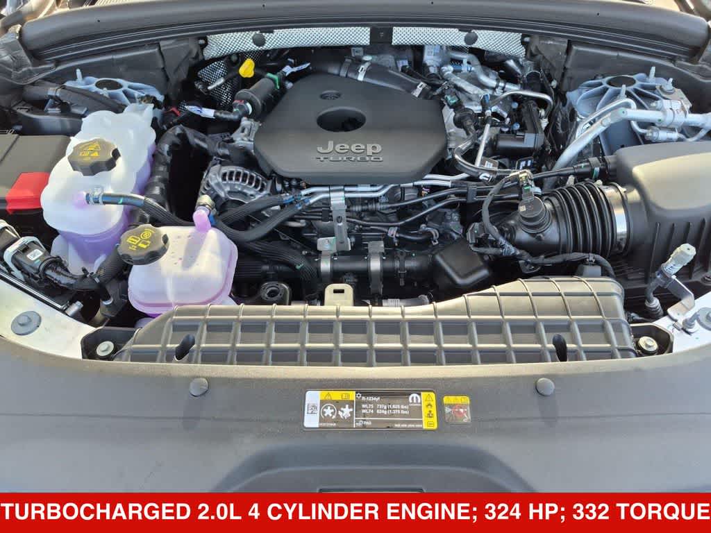 2026 Jeep Grand Cherokee Laredo Altitude