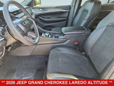 2026 Jeep Grand Cherokee Laredo Altitude