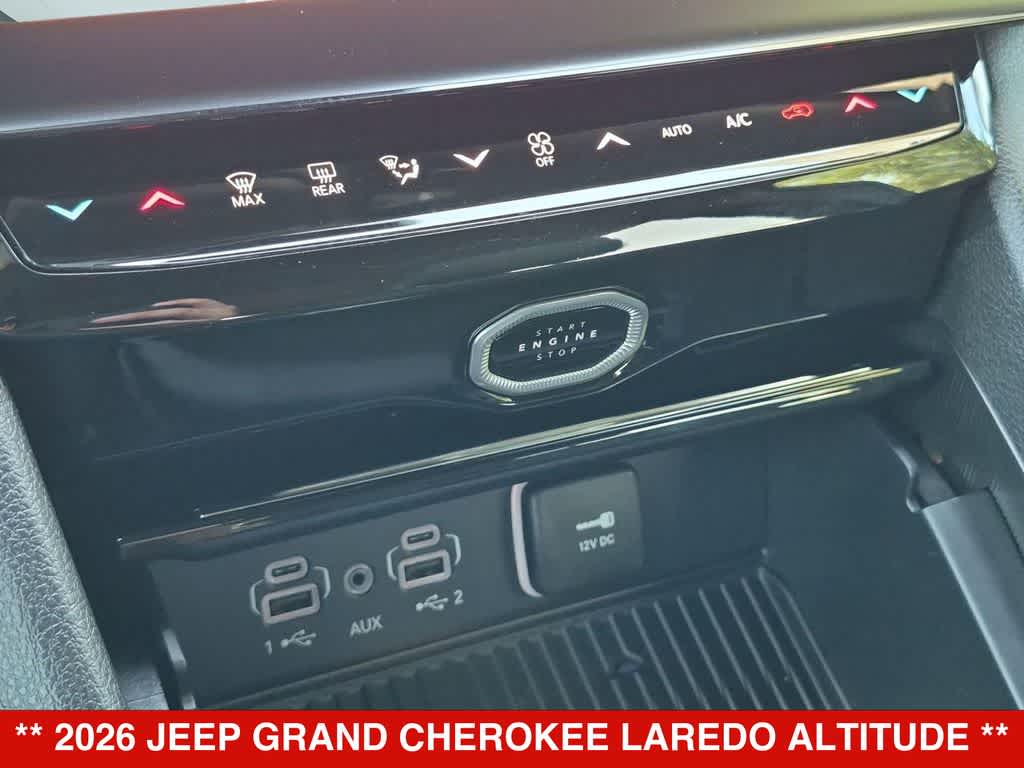 2026 Jeep Grand Cherokee Laredo Altitude