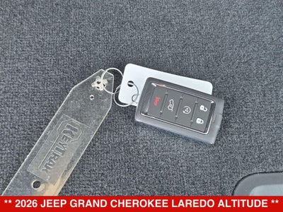 2026 Jeep Grand Cherokee Laredo Altitude