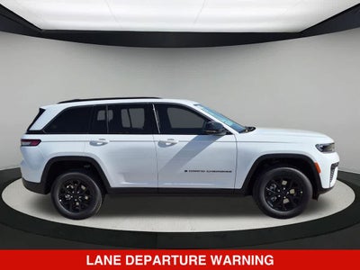 2026 Jeep Grand Cherokee Laredo Altitude