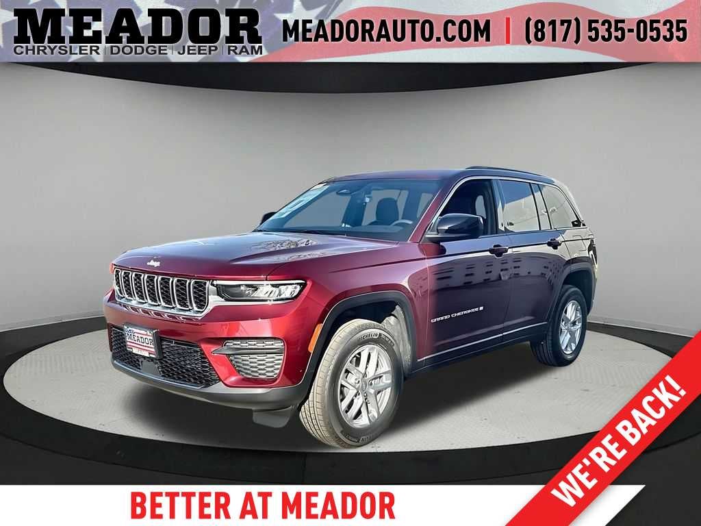 2026 Jeep Grand Cherokee Laredo Altitude