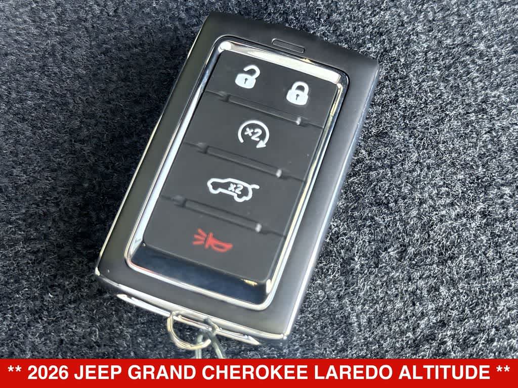 2026 Jeep Grand Cherokee Laredo Altitude