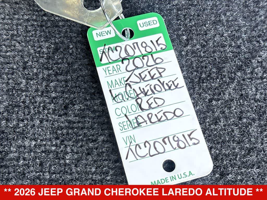 2026 Jeep Grand Cherokee Laredo Altitude