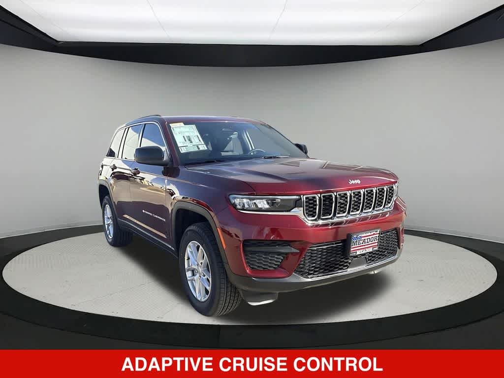 2026 Jeep Grand Cherokee Laredo Altitude