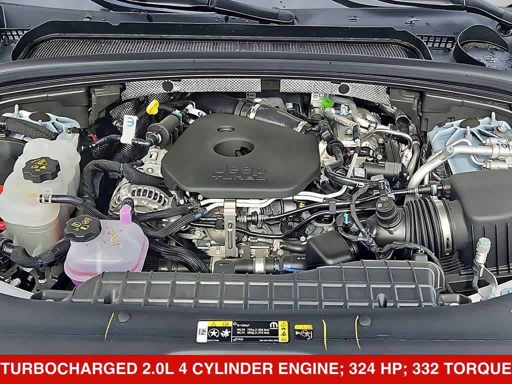 2026 Jeep Grand Cherokee Laredo Altitude
