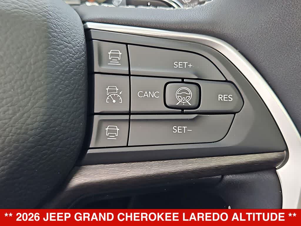2026 Jeep Grand Cherokee Laredo Altitude