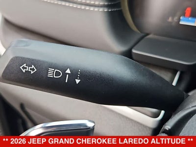 2026 Jeep Grand Cherokee Laredo Altitude