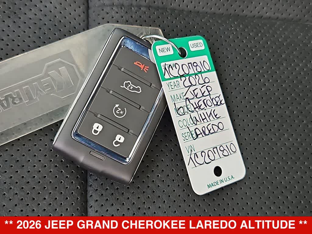 2026 Jeep Grand Cherokee Laredo Altitude