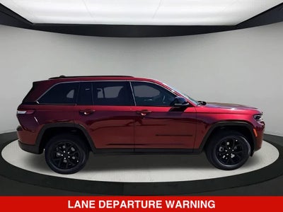 2026 Jeep Grand Cherokee Laredo Altitude