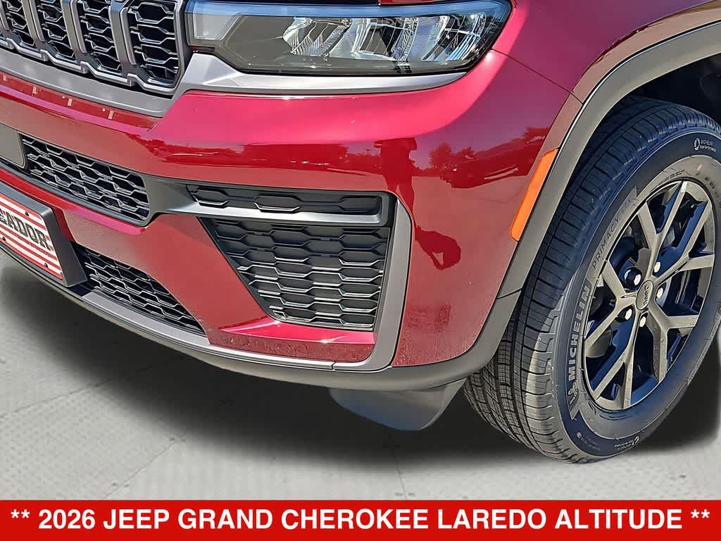 2026 Jeep Grand Cherokee Laredo Altitude
