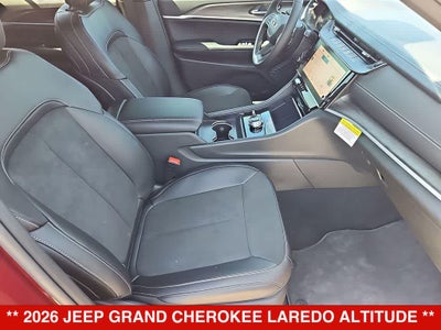 2026 Jeep Grand Cherokee Laredo Altitude