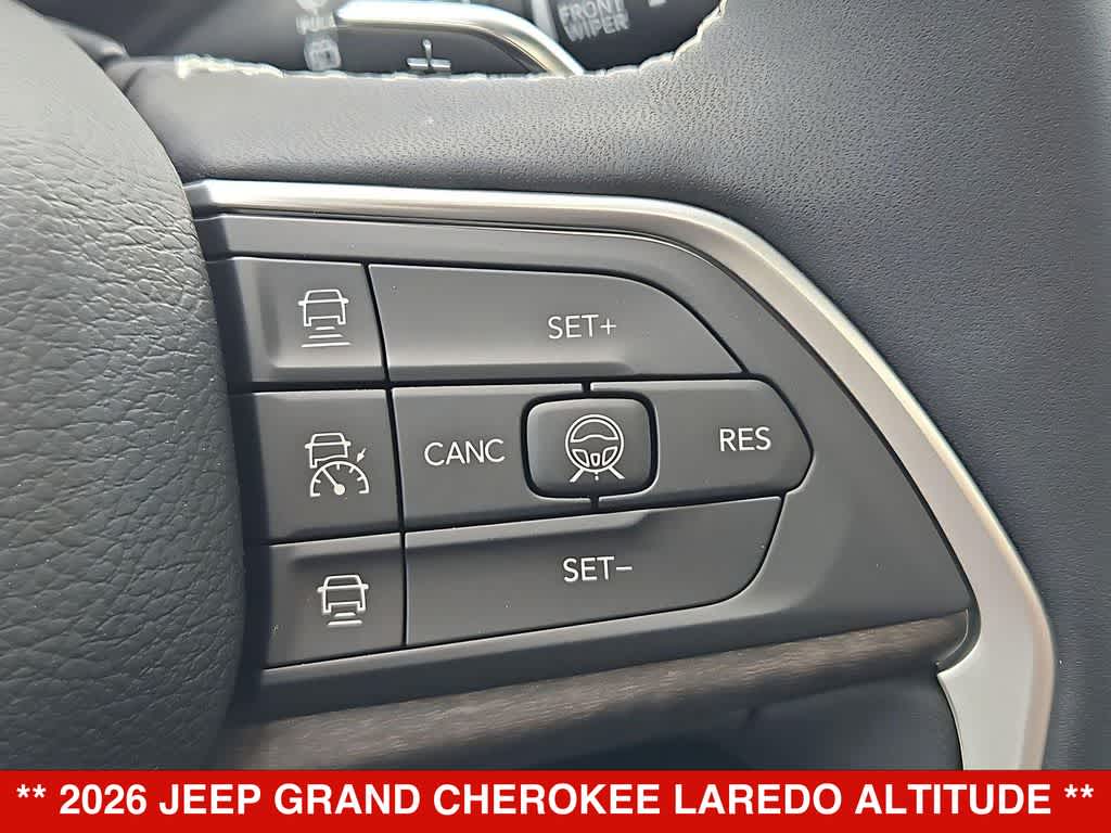 2026 Jeep Grand Cherokee Laredo Altitude