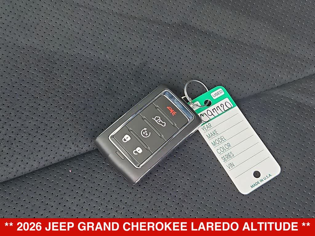 2026 Jeep Grand Cherokee Laredo Altitude