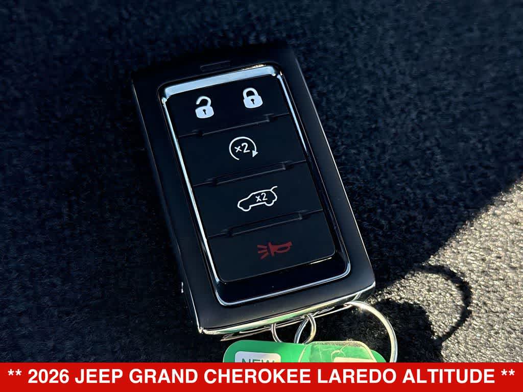 2026 Jeep Grand Cherokee Laredo Altitude