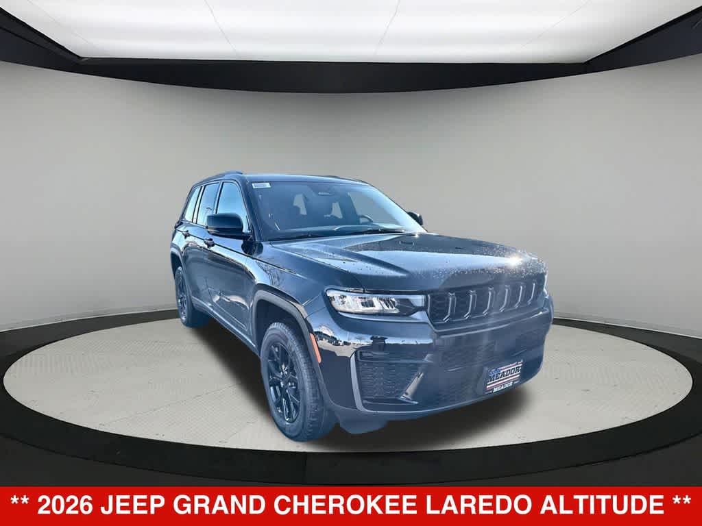 2026 Jeep Grand Cherokee Laredo Altitude