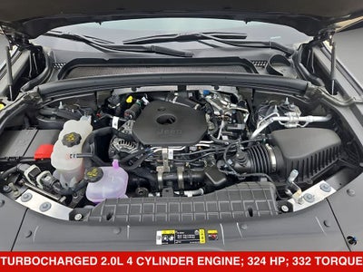 2026 Jeep Grand Cherokee Laredo Altitude
